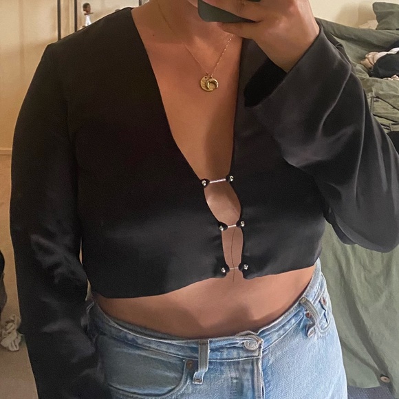 BLACK TOP - Picture 1 of 1